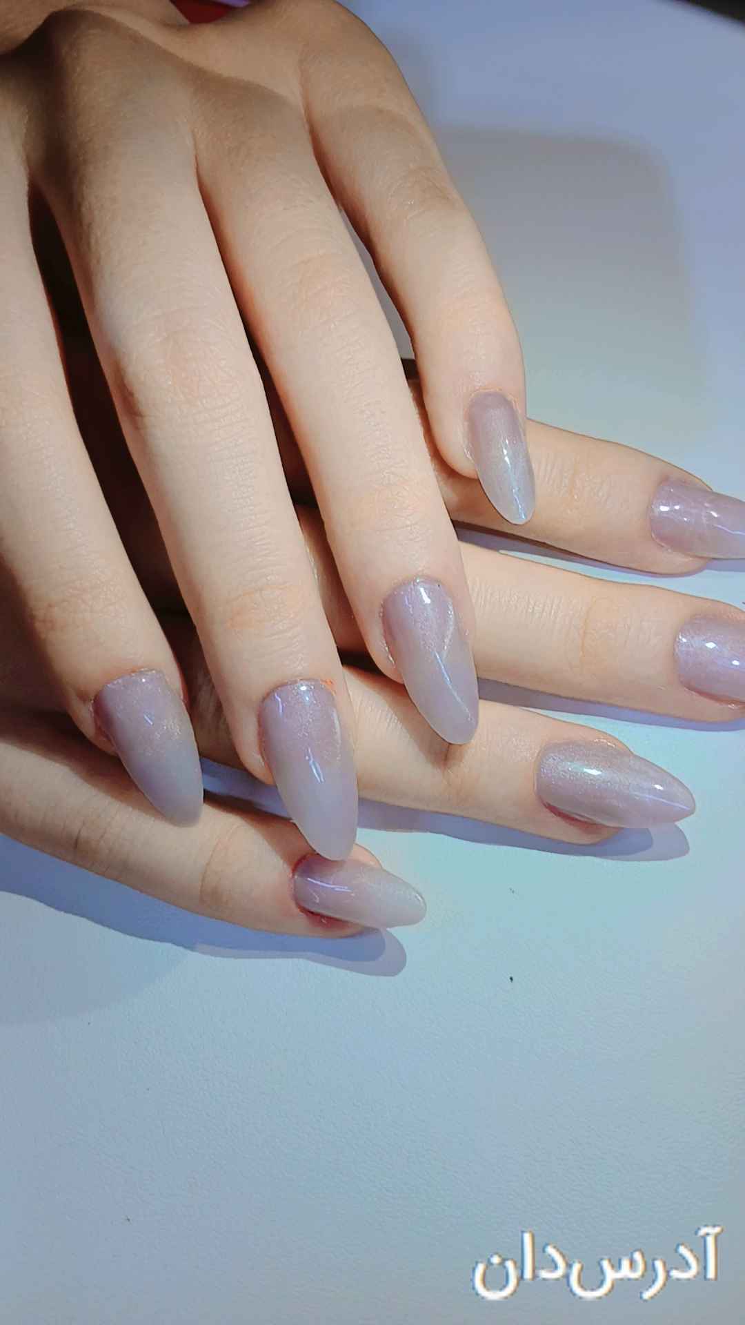 ناخن کاری و انواع خدمات ناخن