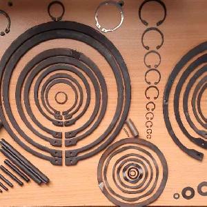 آدرس دان - فروش انواع خار فنری، پین، واشر و پیچ‌ومهره صنعتی (عمده و تکی)